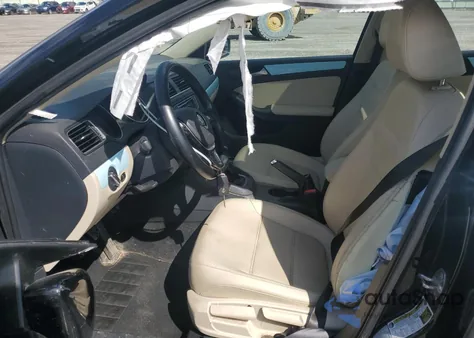 2017 Volkswagen Jetta Se z USA, uszkodzony, nr VIN 3VWB67AJ6HM342713